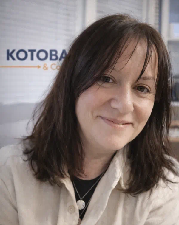 Estelle, KOTOBA & Co